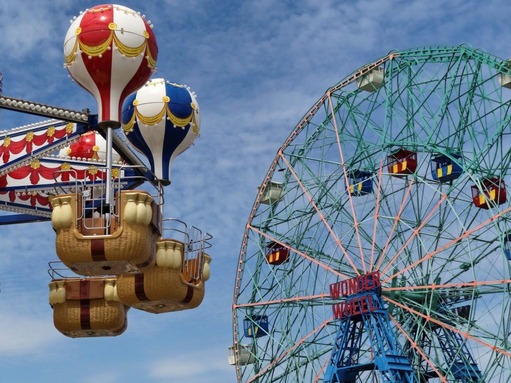 Attractions au Luna park