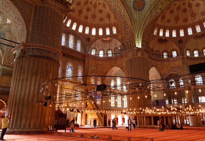 Intérieur de la Mosquée Bleue