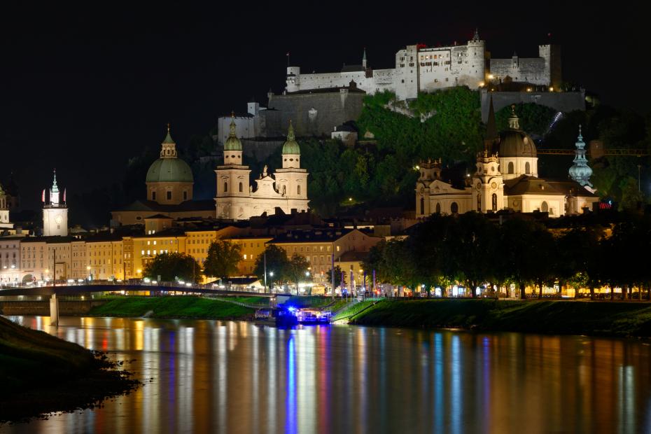 SALZBURG-nuit-forteresse