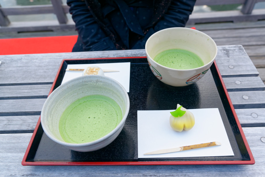 Thé matcha au jardin Hama-Rikyu